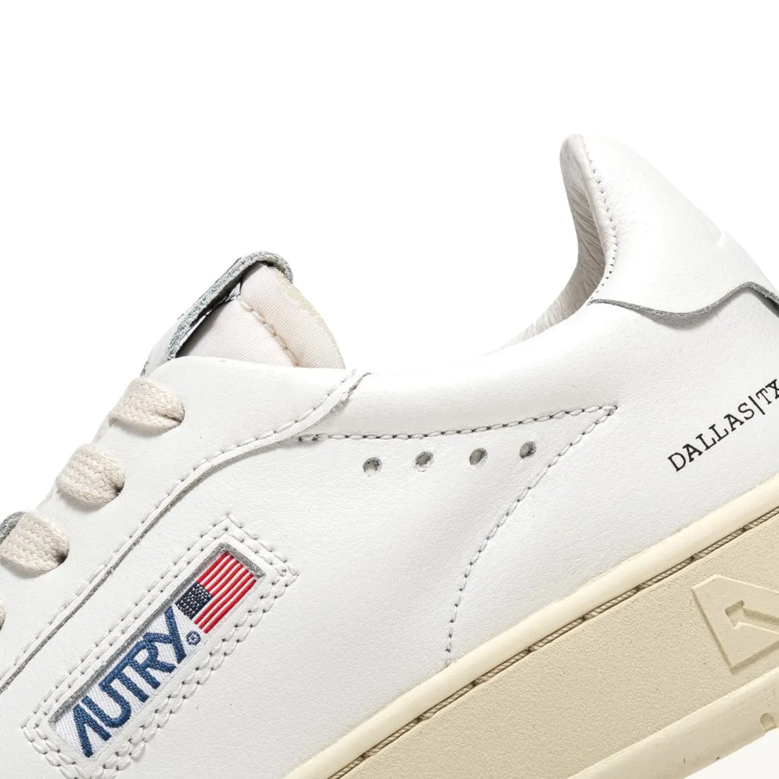 Autry Womens Dallas Low Trainers White / White