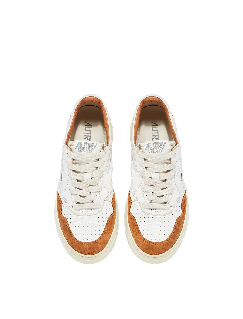 Autry Womens Medalist Low Trainers White Goatskin / Caramel Suede