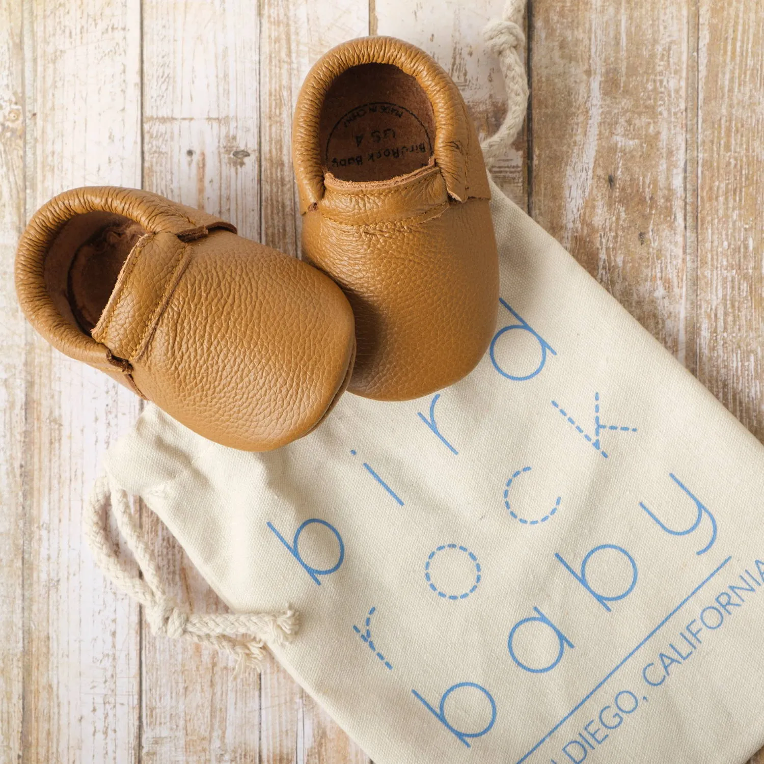 BirdRock Baby Fringeless Moccasins