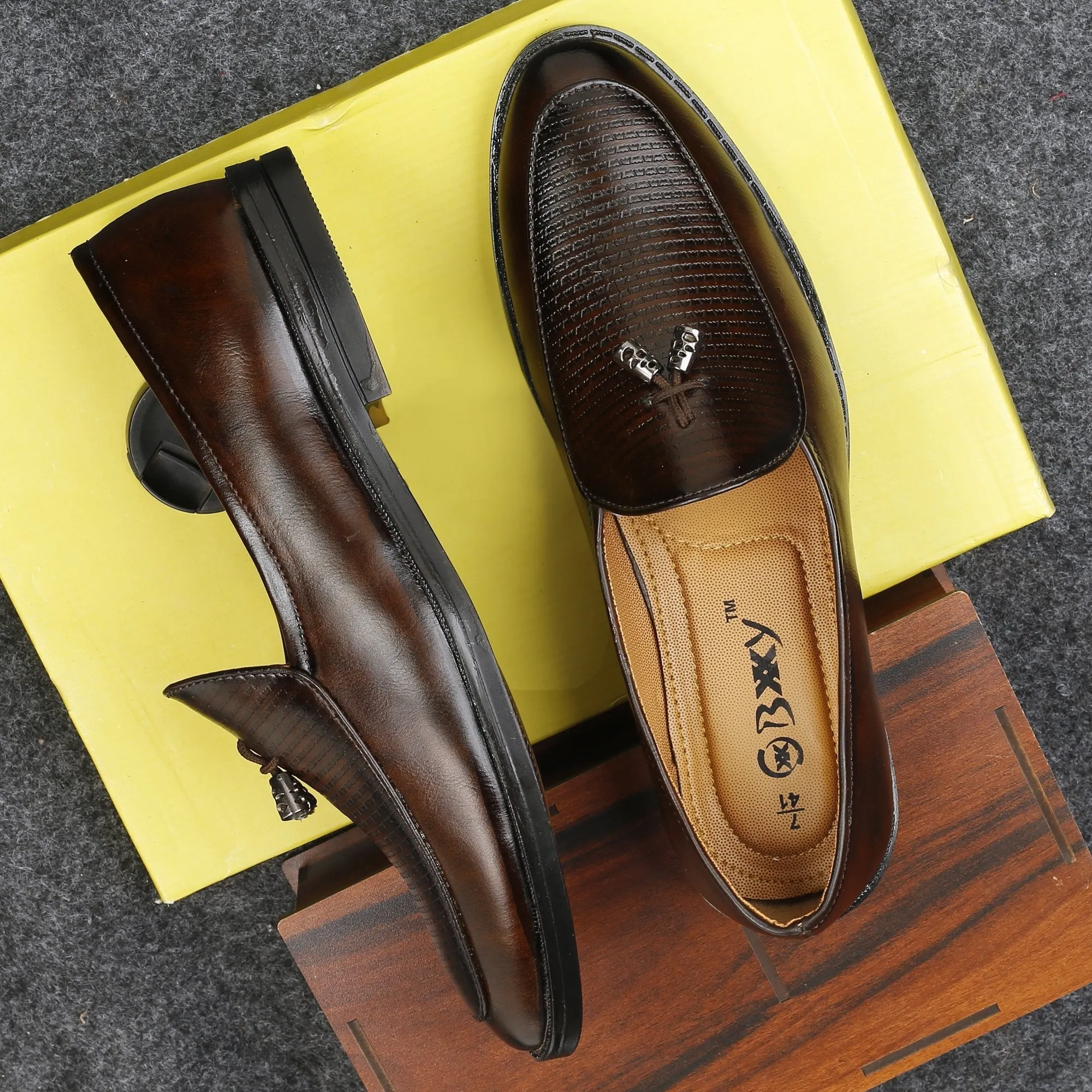 Bxxy's Trendiest Wedding Wear Slip-ons for Men