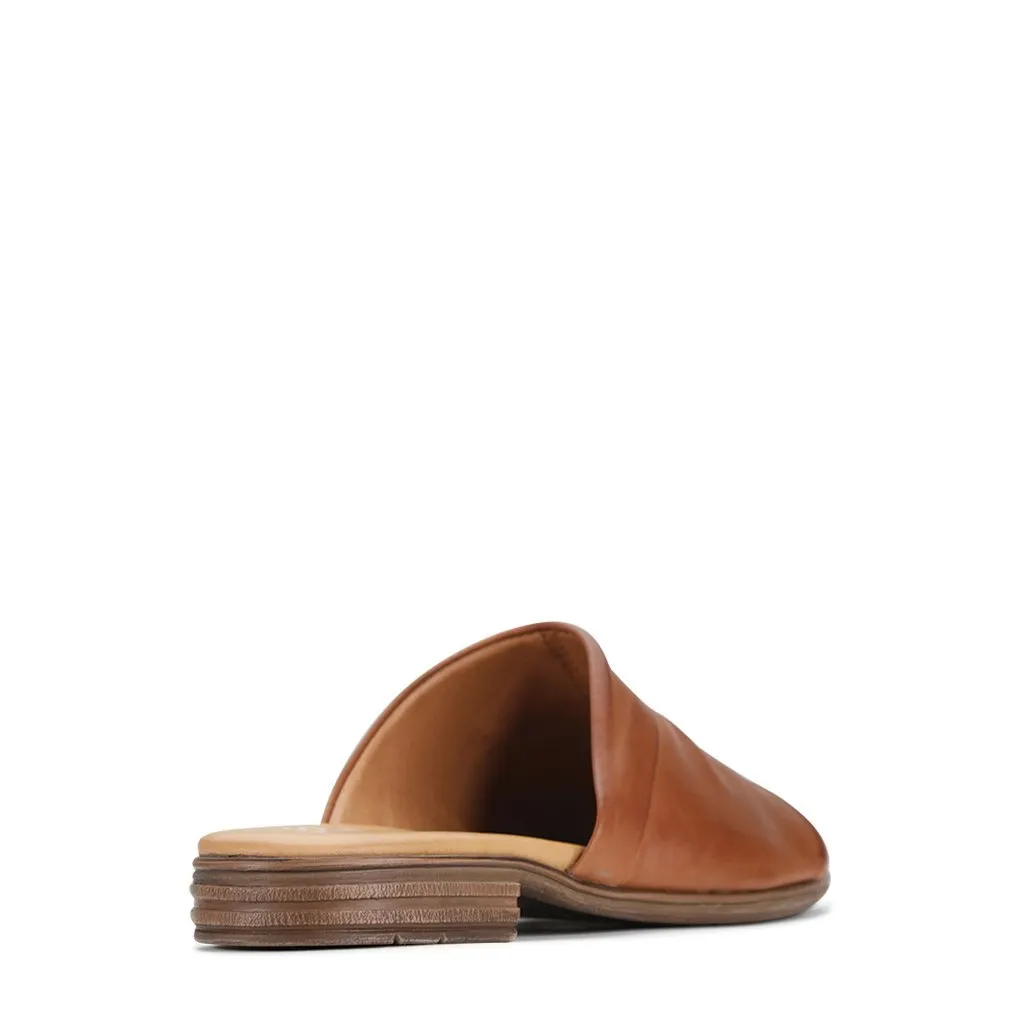 ILO LEATHER  SLIDE SANDALS