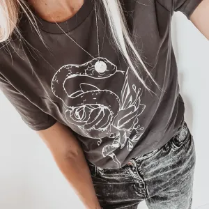 Snake & rose vintage black boyfriend tee