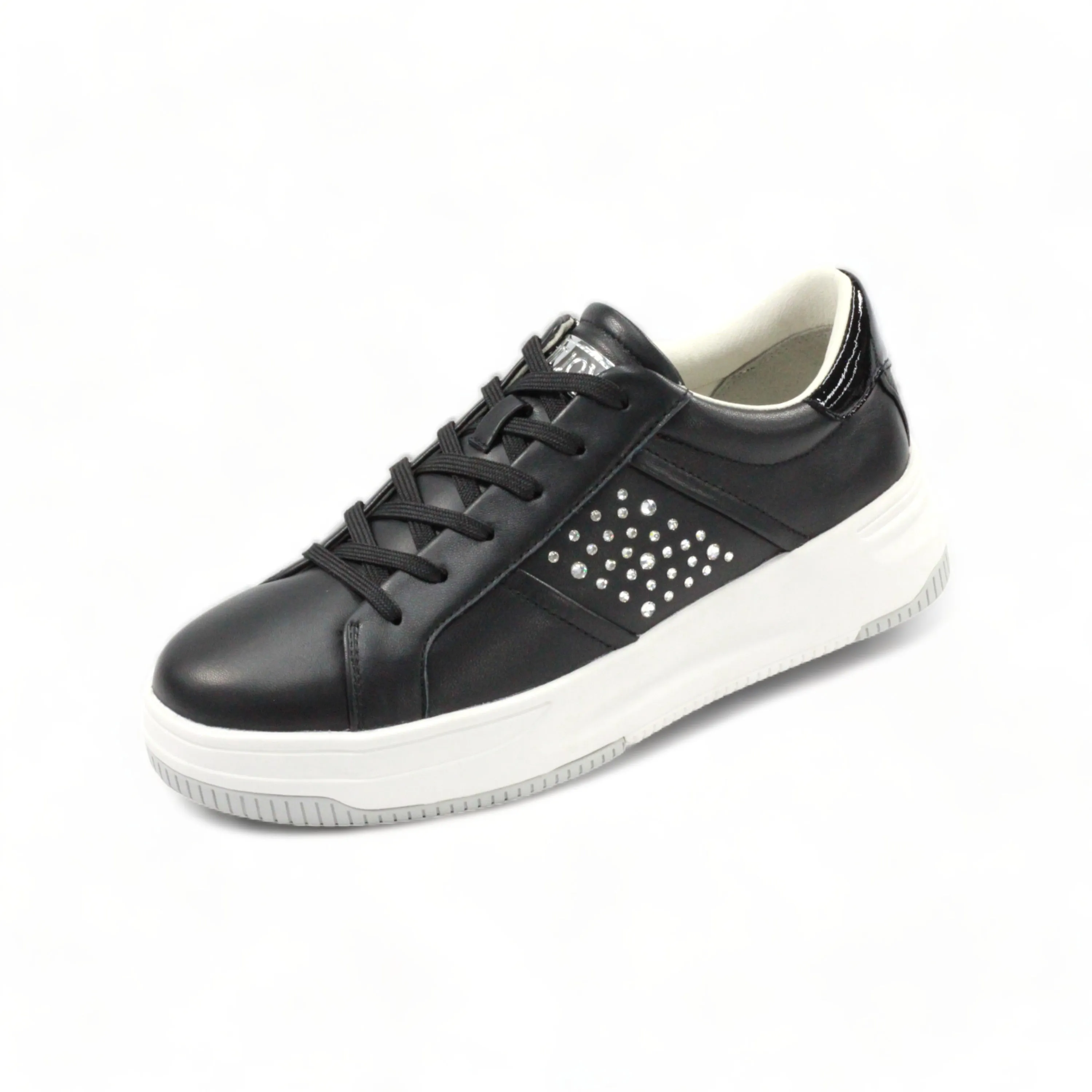 Sporty and elegant court sneakers decorated with Swarovski crystals #FJ124